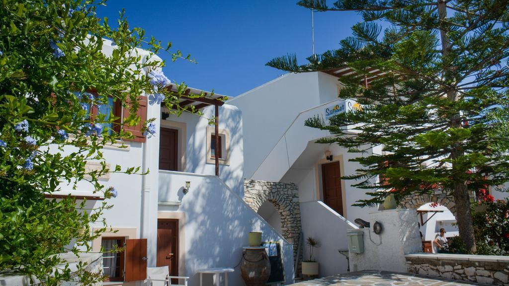 Sunset Studios And Apartments For Adults Over 21 Only Náousa Exterior foto