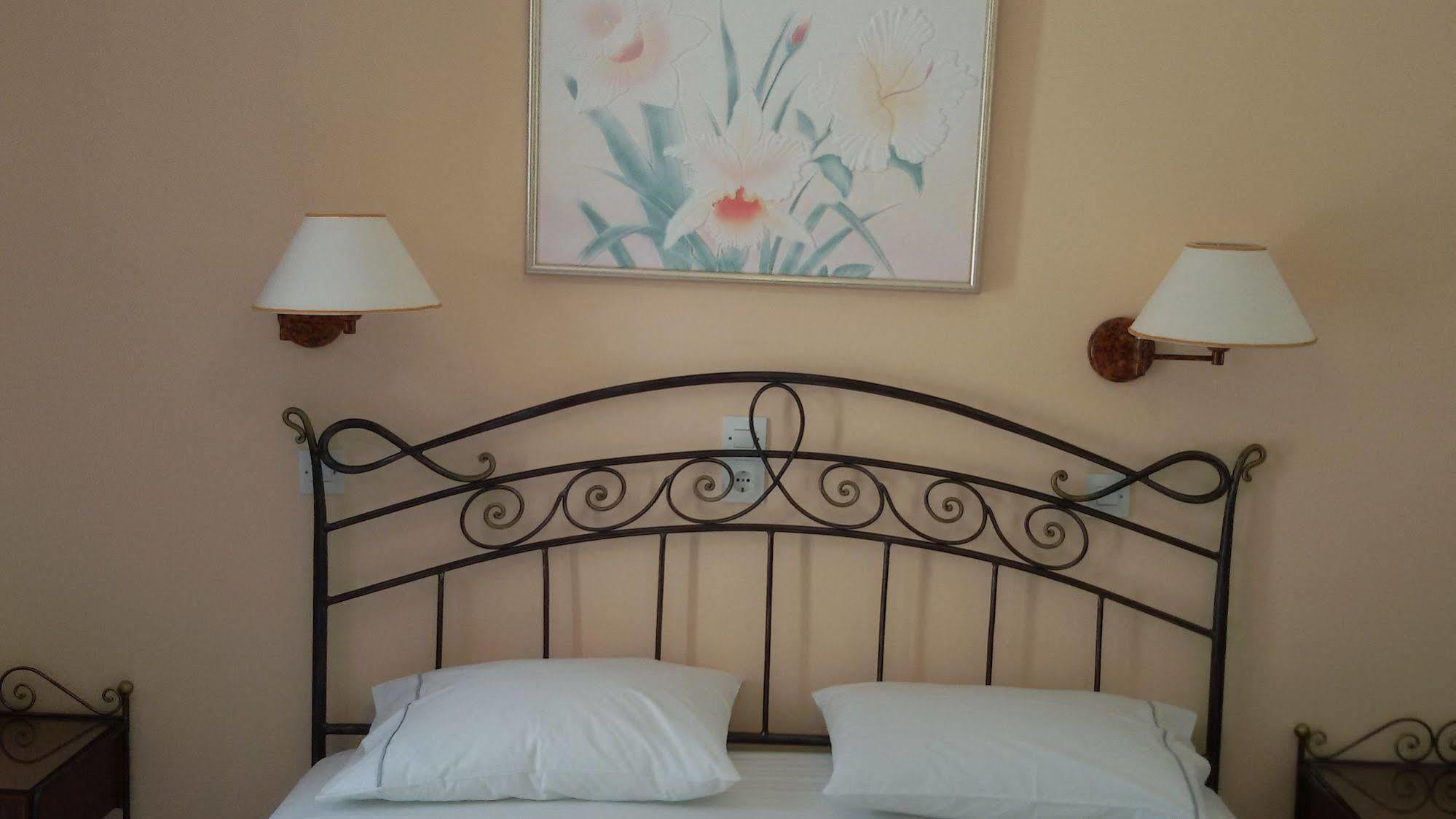 Sunset Studios And Apartments For Adults Over 21 Only Náousa Exterior foto
